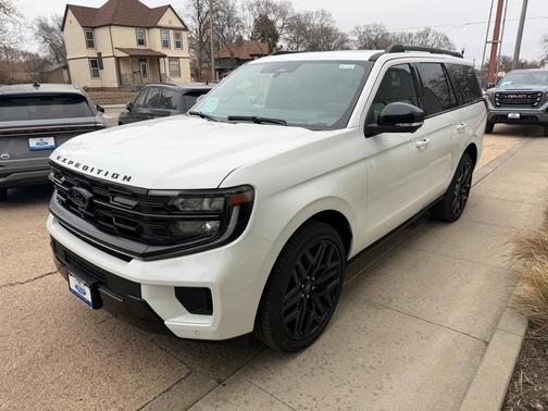 2026 Ford Expedition Platinum