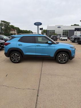 Marina Blue Metallic 2025 Chevrolet Trailblazer LT