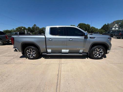 Sterling Metallic 2025 GMC Sierra 1500 SLT
