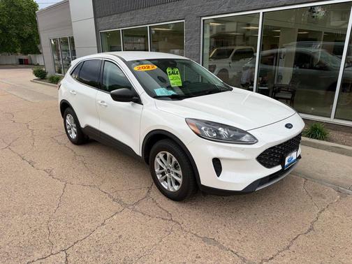 STAR WHITE METALLIC TRI-COAT 2022 Ford Escape SE