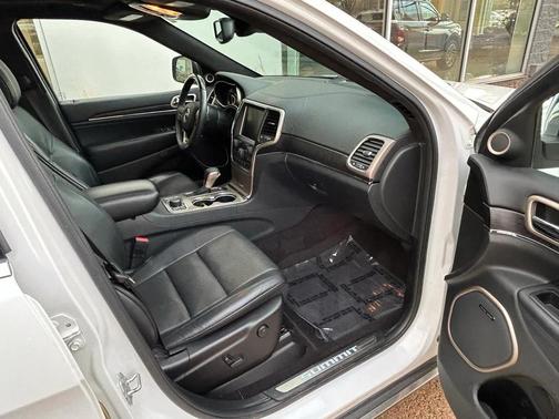 2016 Jeep Grand Cherokee Summit