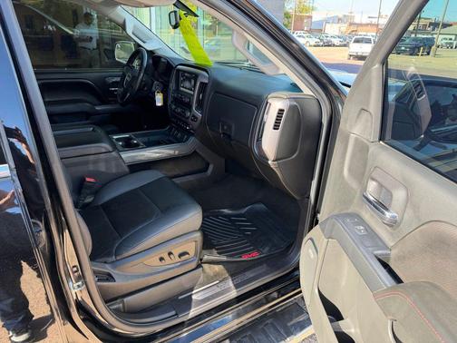 Onyx Black 2015 GMC Sierra 1500 SLT