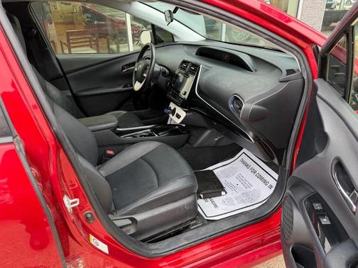 2017 Toyota Prius Four Touring