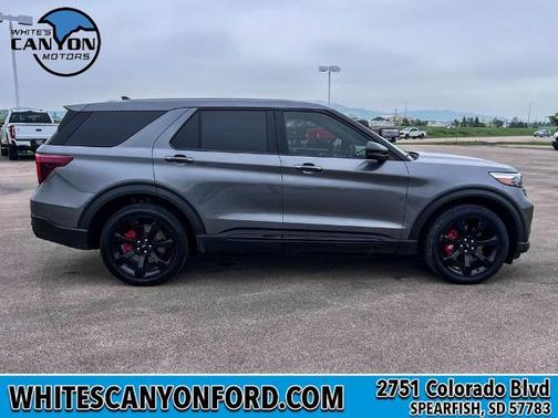 2021 Ford Explorer ST