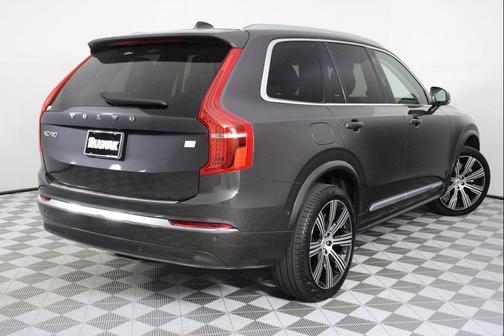 Platinum Grey Metallic 2023 Volvo XC90 Recharge Plug-In Hybrid T8 Plus 6-Seater
