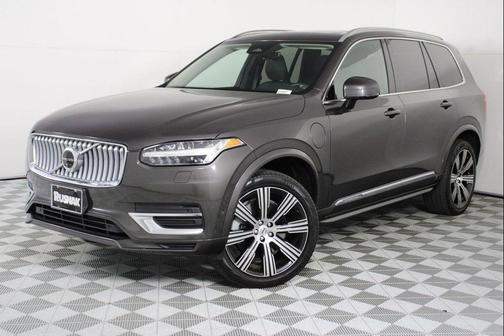 Platinum Grey Metallic 2023 Volvo XC90 Recharge Plug-In Hybrid T8 Plus 6-Seater