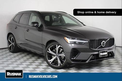 2022 Volvo XC60 Recharge Plug-In Hybrid T8 R-Design