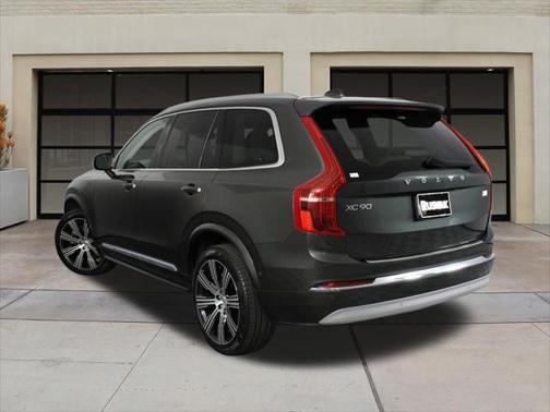 2022 Volvo XC90 Recharge Plug-In Hybrid T8 Inscription 6 Passenger