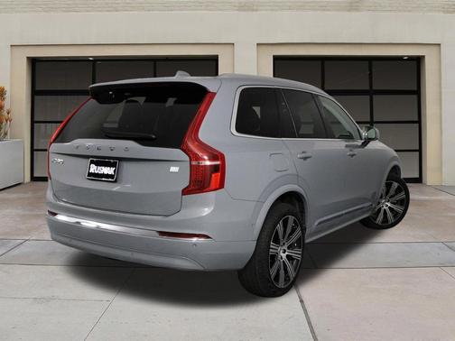 2024 Volvo XC90 Recharge Plug-In Hybrid T8 Plus 6-Seater