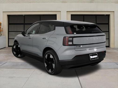2025 Volvo EX30 Twin Motor Plus