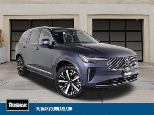 2025 Volvo XC90 B6 Core