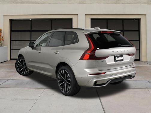 Bright Dusk Metallic 2026 Volvo XC60 Plug-In Hybrid Ultra, T8 AWD Electric/Gasoline, Dark