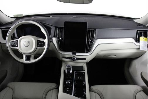Bright Dusk Metallic 2026 Volvo XC60 Plug-In Hybrid Ultra, T8 AWD Electric/Gasoline, Dark