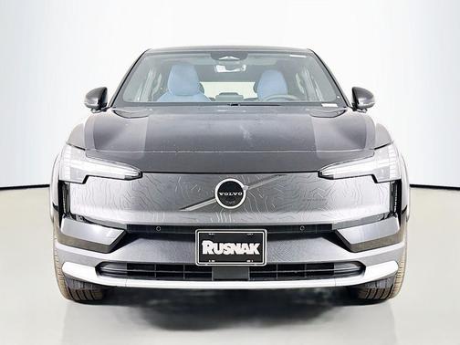 Onyx Black Metallic 2026 Volvo EX30 Cross Country Ultra, Twin Motor Performance, Fully electric