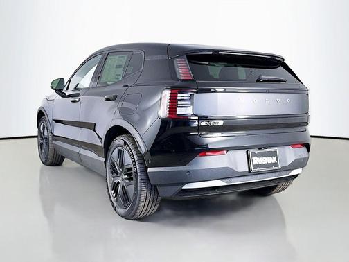 Onyx Black Metallic 2026 Volvo EX30 Cross Country Ultra, Twin Motor Performance, Fully electric