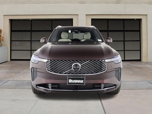 2025 Volvo XC90 Plug-In Hybrid T8 Plus 6-Seater