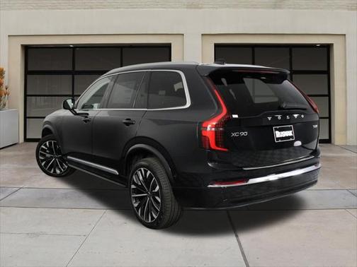 2025 Volvo XC90 Plug-In Hybrid T8 Plus 7-Seater