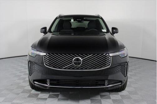 2025 Volvo XC90 Plug-In Hybrid T8 Plus 7-Seater