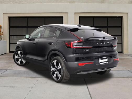 2023 Volvo C40 Recharge Pure Electric Twin Plus