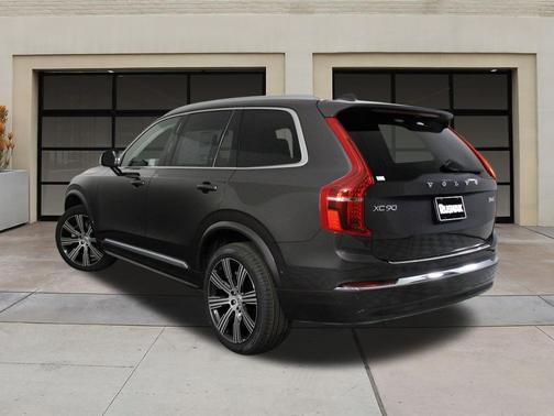2025 Volvo XC90 B6 Ultra