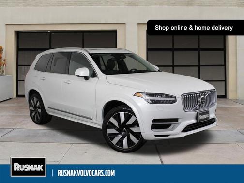 Crystal White Metallic 2023 Volvo XC90 Recharge Plug-In Hybrid T8 Ultimate 6-Seater