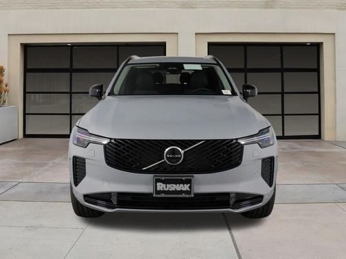 2026 Volvo XC90 B6 Ultra Dark Theme 7-Seater