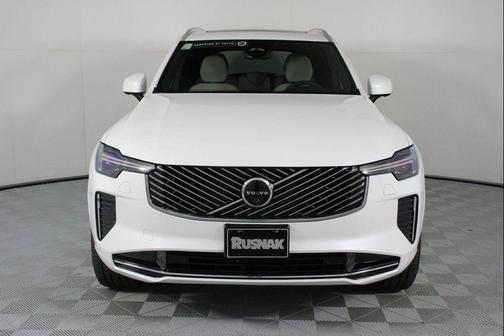 Crystal White Pearl 2026 Volvo XC90 Plus, B6 AWD Gas (mild hybrid), Gasoline, Bright, 7 Seats