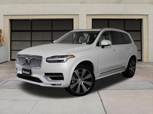 2025 Volvo XC90 B6 Plus 7-Seater