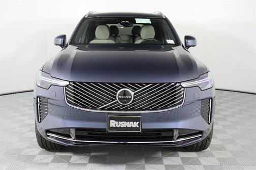 2026 Volvo XC90 Plus, B6 AWD Gas (mild hybrid), Gasoline, Bright, 7 Seats