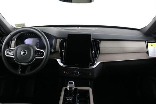 2026 Volvo XC90 Plus, B6 AWD Gas (mild hybrid), Gasoline, Bright, 7 Seats