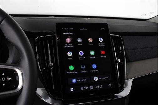 2025 Volvo XC90 B6 Plus 7-Seater