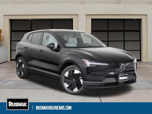 Onyx Black Metallic 2026 Volvo EX30 Ultra Twin Motor Performance, Fully electric