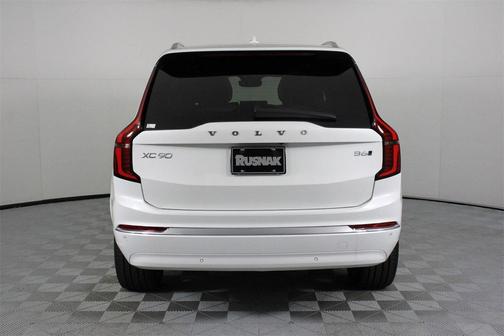 2026 Volvo XC90 Ultra, B6 AWD Gas (mild hybrid), Gasoline, Bright, 7 Seats