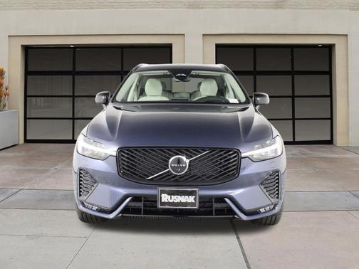 Denim Blue Metallic 2026 Volvo XC60 B5 Ultra