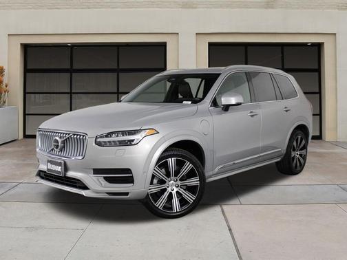 2024 Volvo XC90 Recharge Plug-In Hybrid T8 Plus Bright Theme 7-Seater