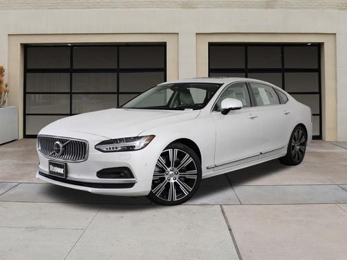 2023 Volvo S90 B6 Ultimate