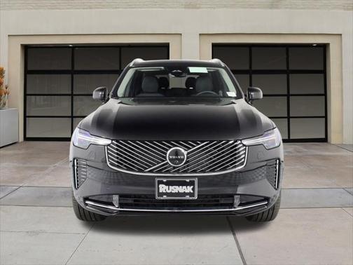 2026 Volvo XC90 B5 Plus 7-Seater