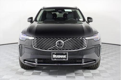 2026 Volvo XC90 B5 Plus 7-Seater