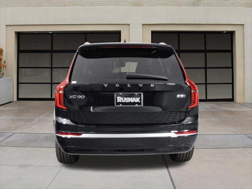 2026 Volvo XC90 B5 Plus 7-Seater