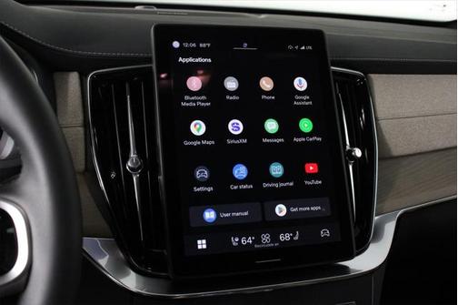 2025 Volvo XC90 Plug-In Hybrid T8 Plus 7-Seater