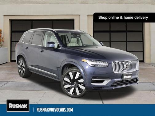 Denim Blue Metallic 2023 Volvo XC90 Recharge Plug-In Hybrid T8 Ultimate 6-Seater