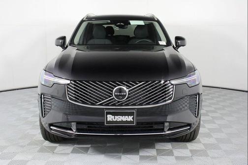 Onyx Black Metallic 2026 Volvo XC90 Plus, B6 AWD Gas (mild hybrid), Gasoline, Bright, 7 Seats