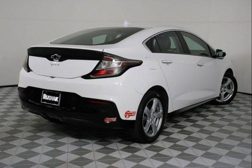 Summit White 2018 Chevrolet Volt LT