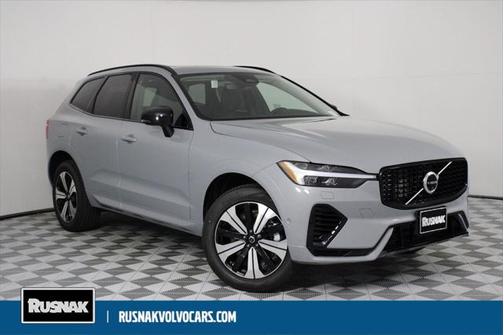 2025 Volvo XC60 Plug-In Hybrid T8 Plus