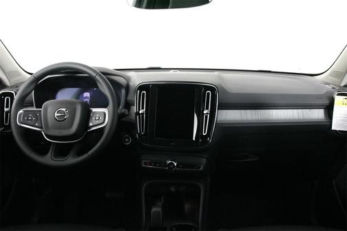 2026 Volvo XC40 B4 Core