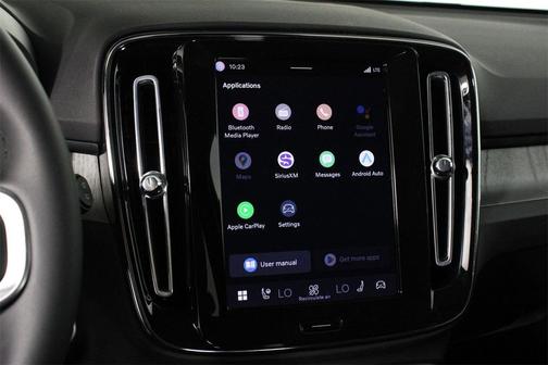 2026 Volvo XC40 B4 Core