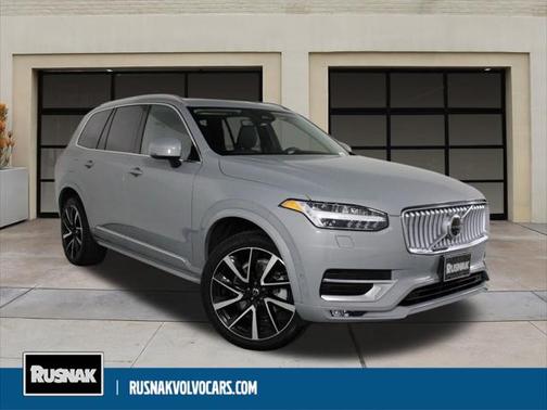2025 Volvo XC90 B5 Plus