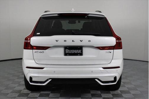 2025 Volvo XC60 Plug-In Hybrid T8 Plus