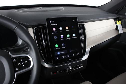 2026 Volvo XC90 Plus, B6 AWD Gas (mild hybrid), Gasoline, Bright, 7 Seats