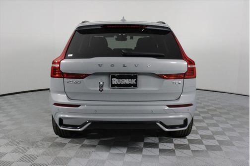2025 Volvo XC60 Plug-In Hybrid Plus